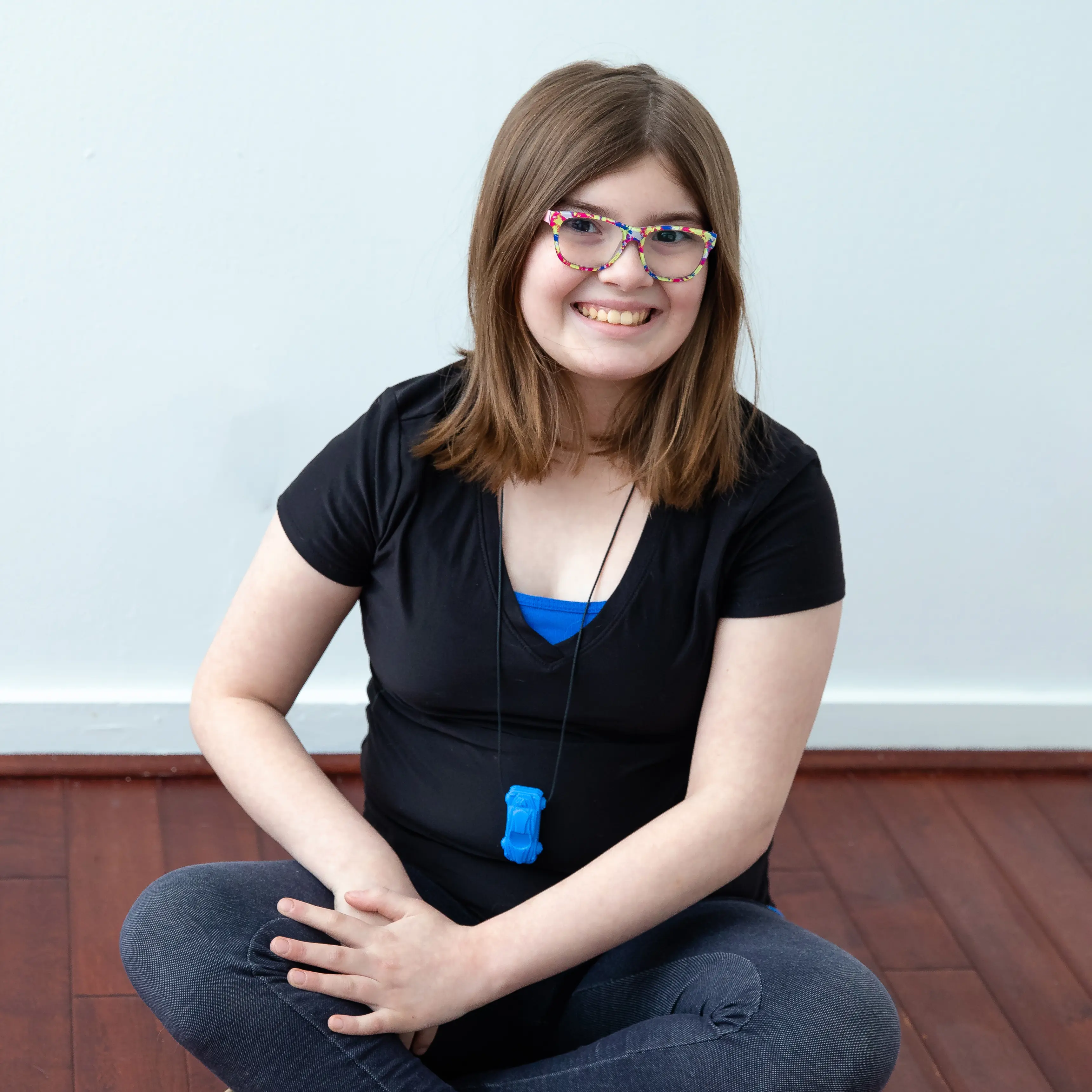 ARK Rennauto Kaukette sichere alternative zum kauen auf fingern kleidung stiften unterstuetzt fokus und selbstregulation