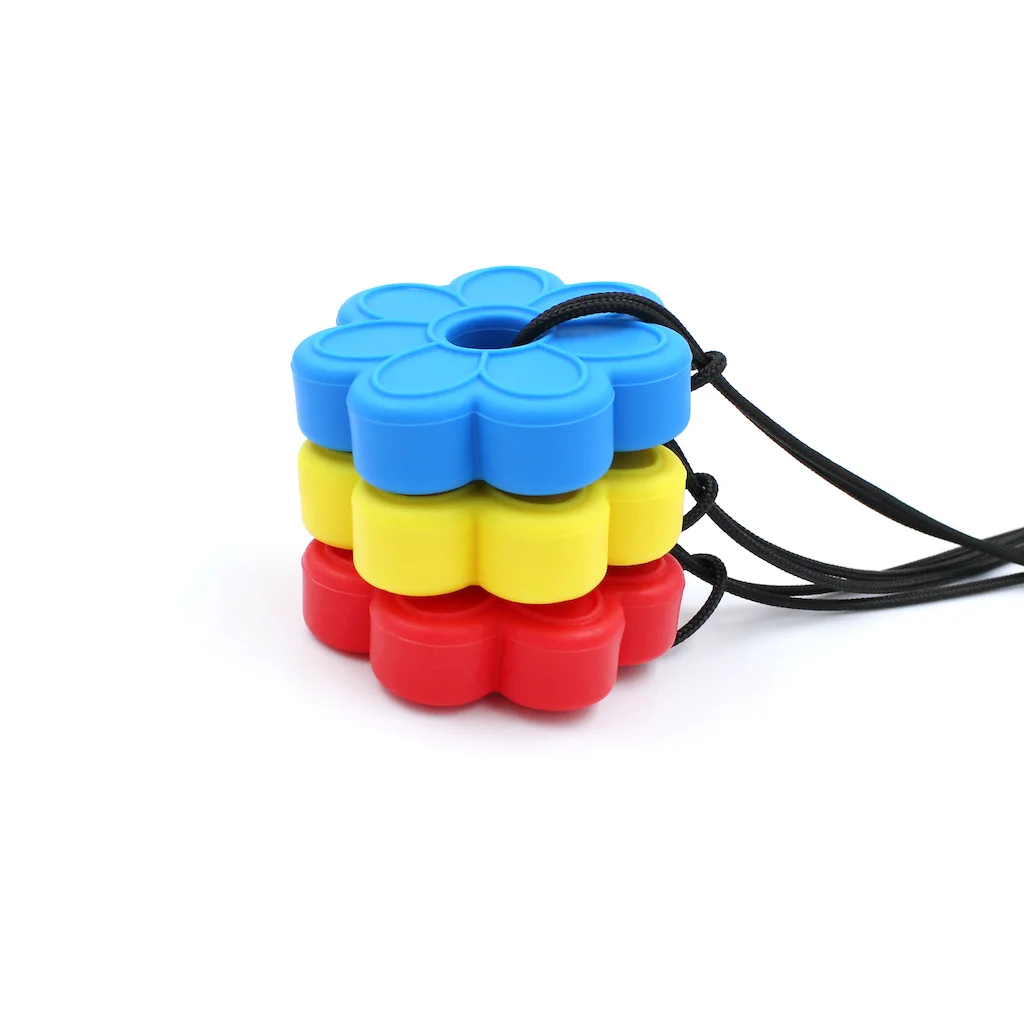 ARK flower chew necklace side view approx 5 cm diameter 2 point 5 cm thick solid flower for powerful front teeth chewing not for molars