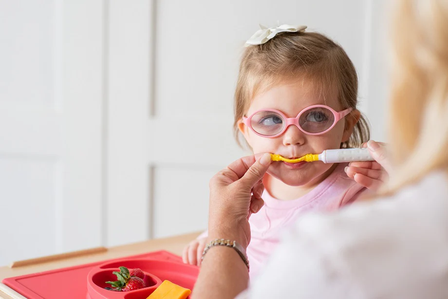 TalkTools® Sensi® – Textured Side Spoon Tip TalkTools® Sensi® Textured Side Spoon Tip – Textured spoon attachment for oral stimulation